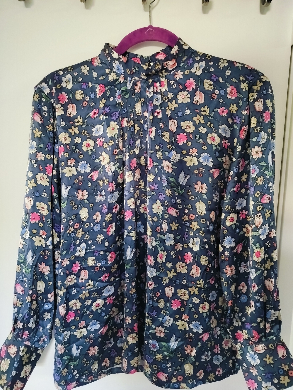 Women's Long Sleeve Blue Floral Print High Neck Silk Blouse Medium